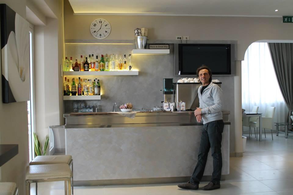 Hotel Sant'Elena Римини Экстерьер фото