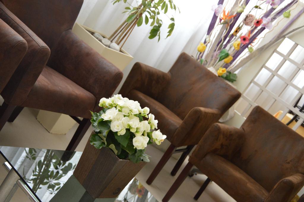Hotel Sant'Elena Римини Экстерьер фото